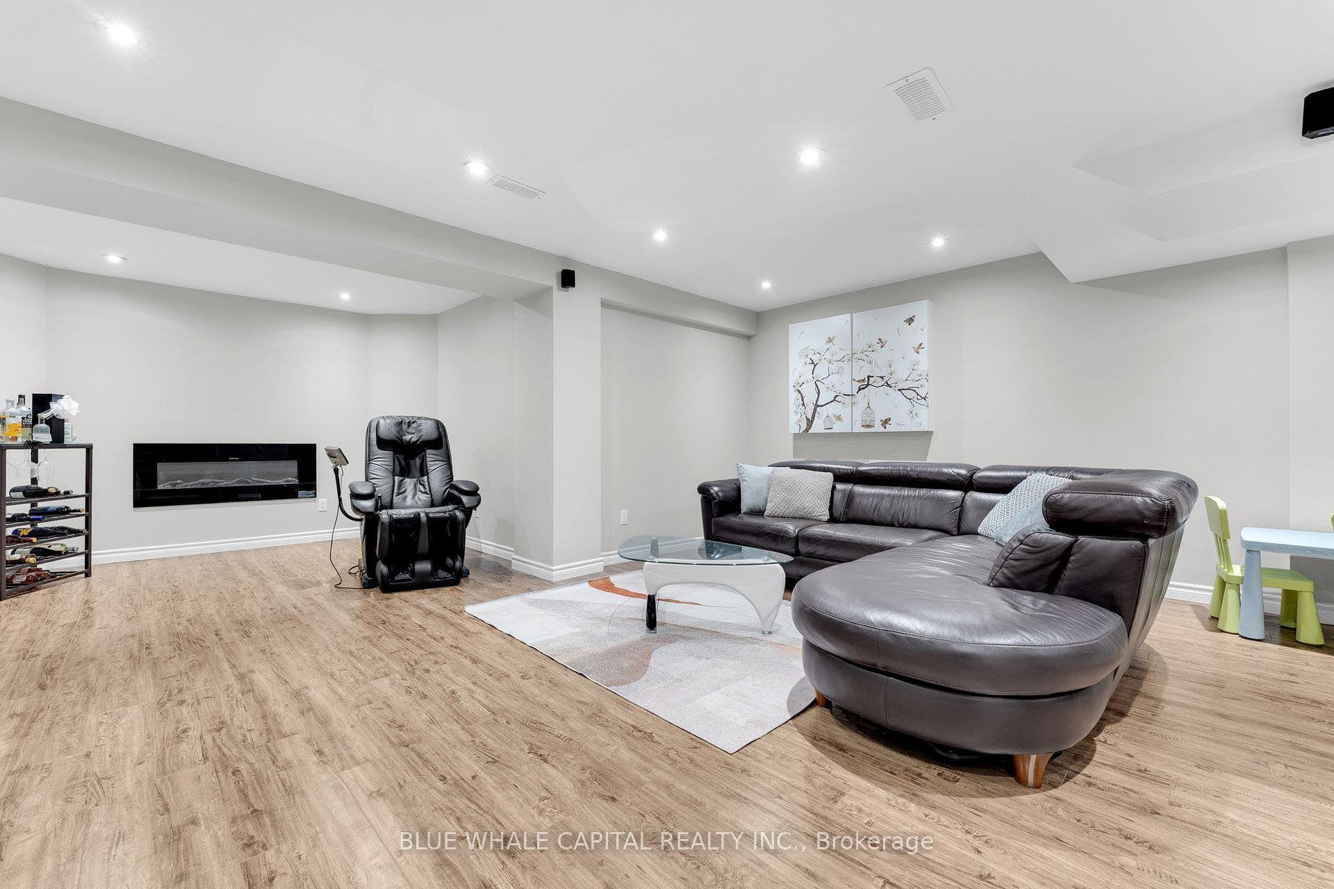 133 Orchard Hill Boulevard photo 36