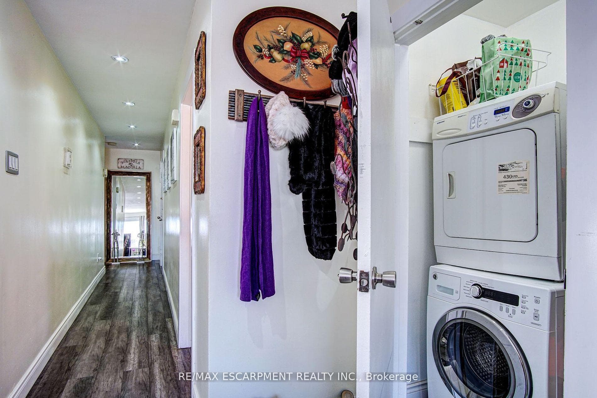 376 Lakeshore Road photo 26