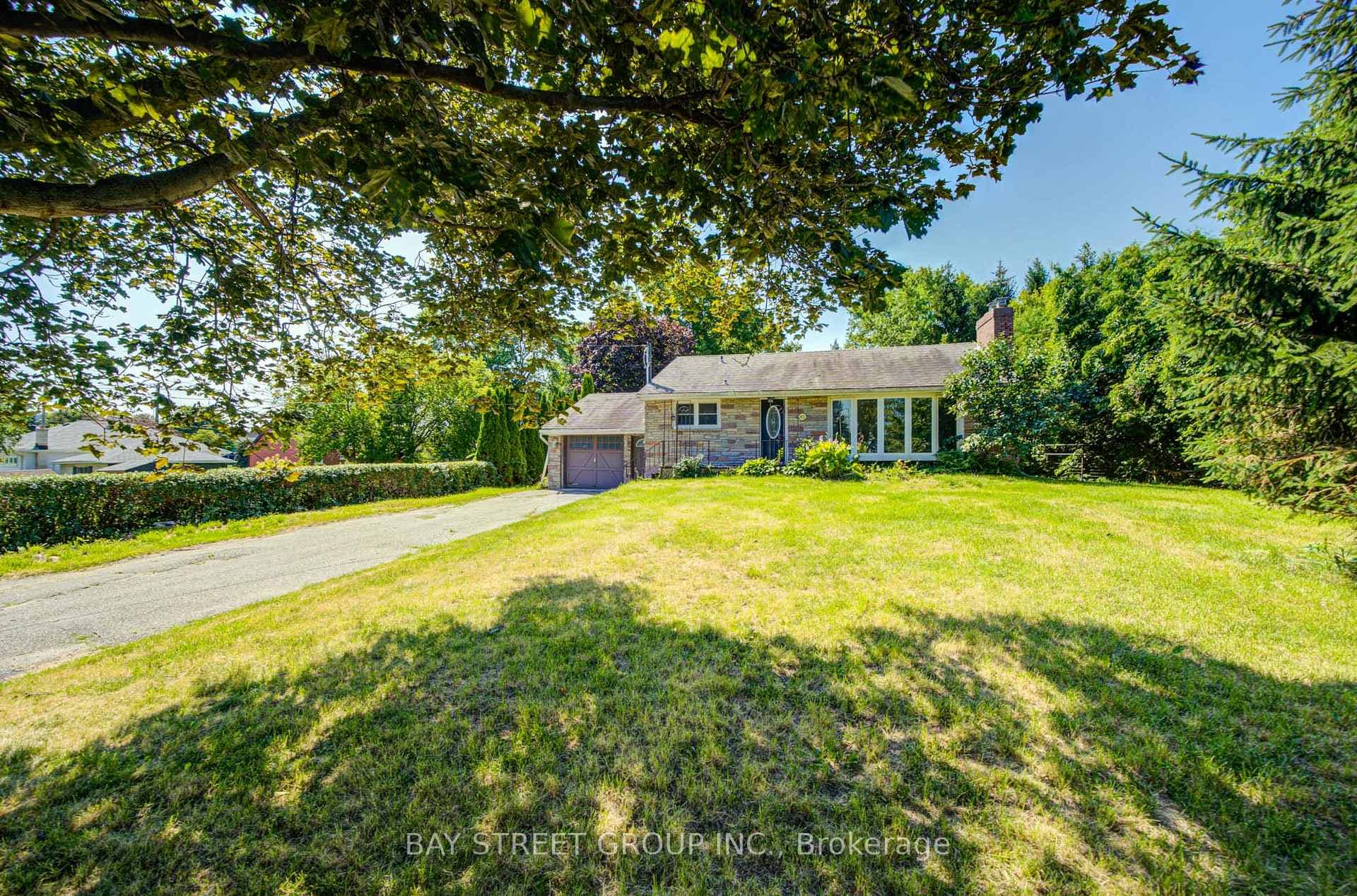 1421 Old Green Lane photo 2