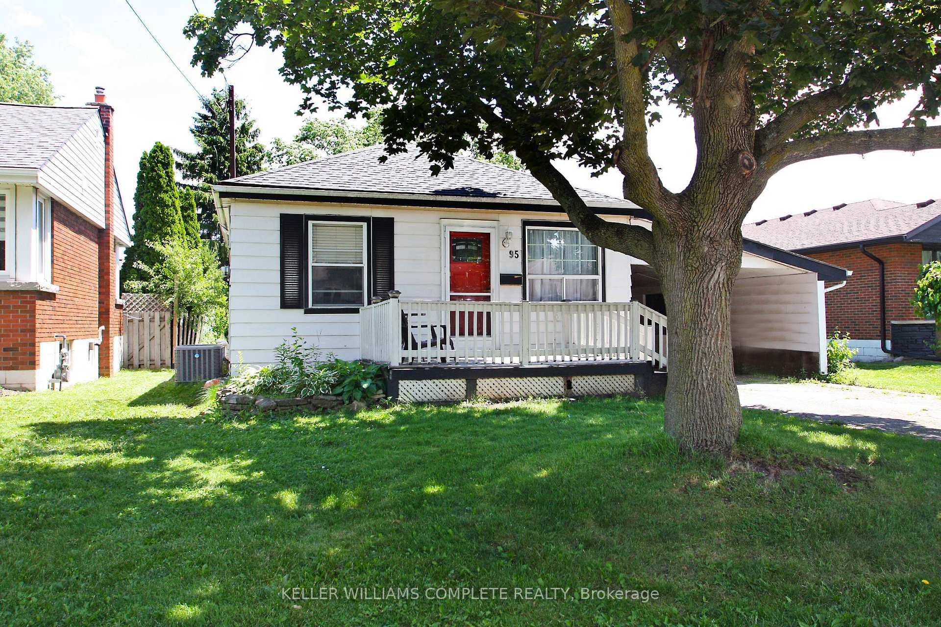 95 Dana Drive photo 2