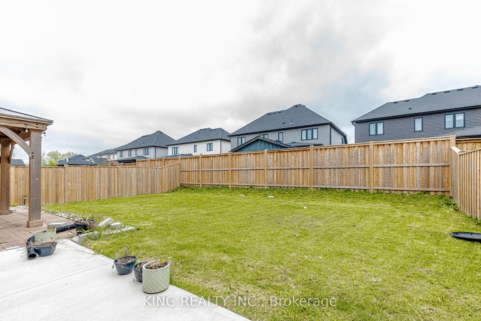 4091 CAMPBELL Street photo 42