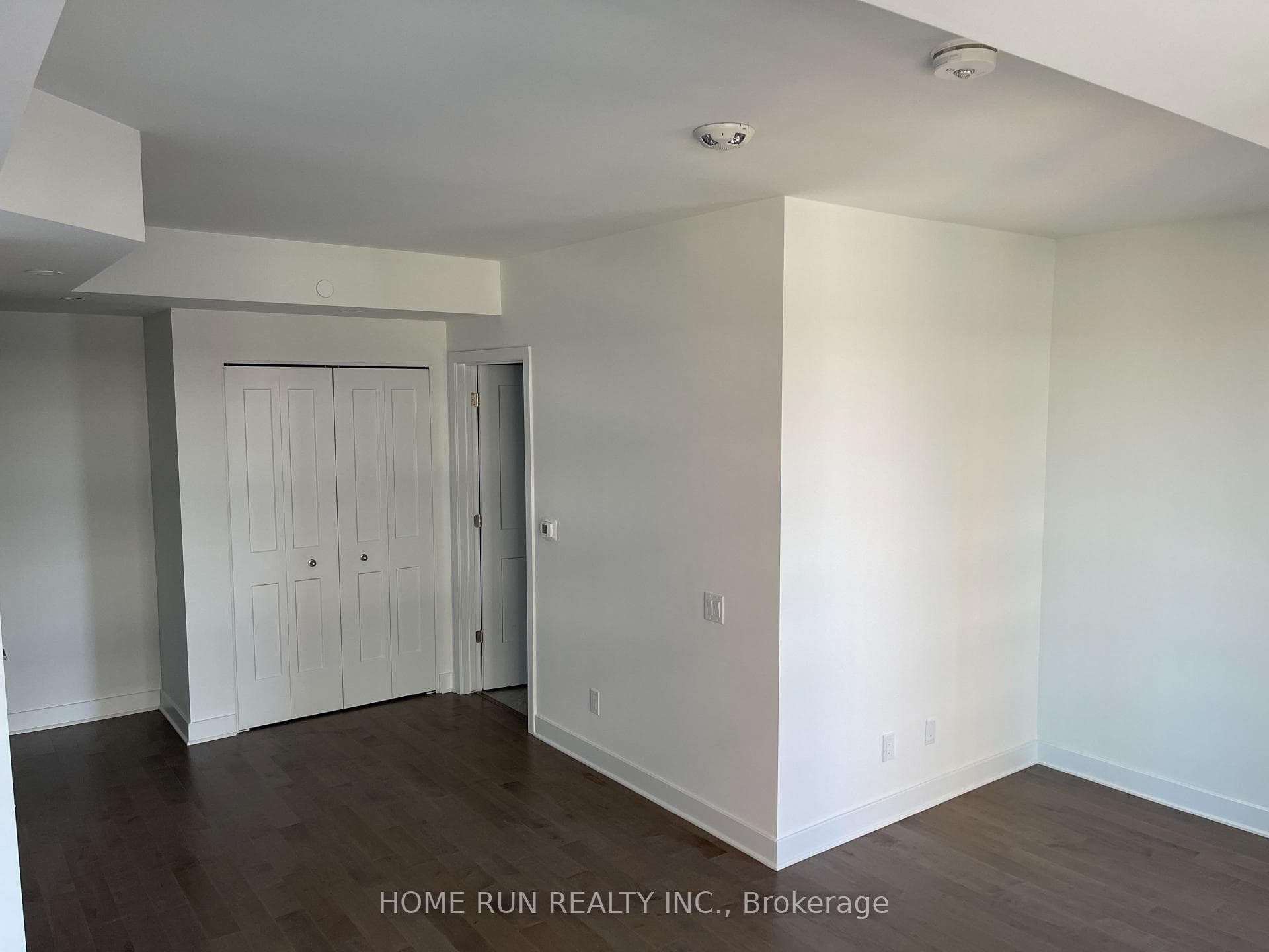 180 george Street Unit 1203 photo 6