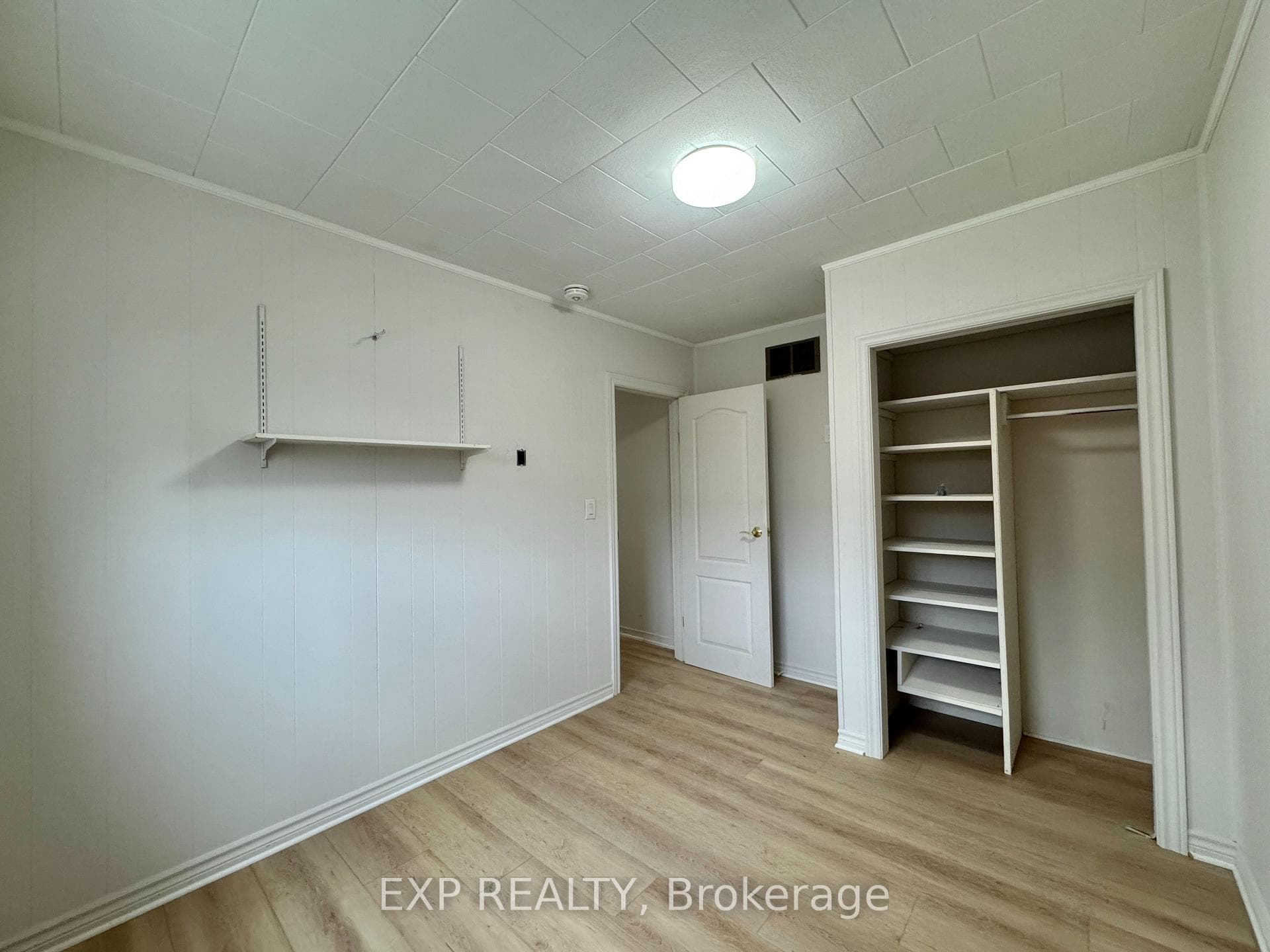 112 Baseline Road Unit A photo 6