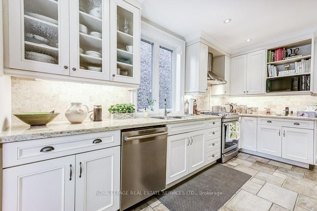 530 Windermere Avenue photo 12