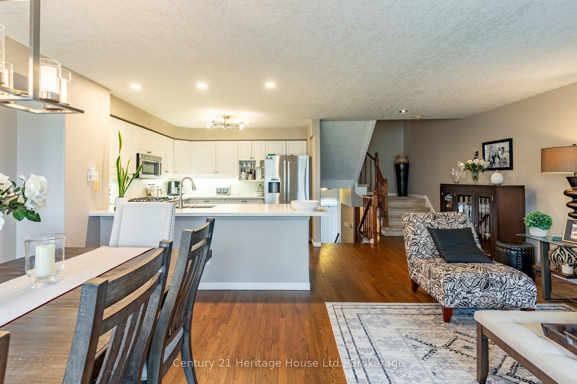 460 WOOLWICH Street Unit 6 photo 11
