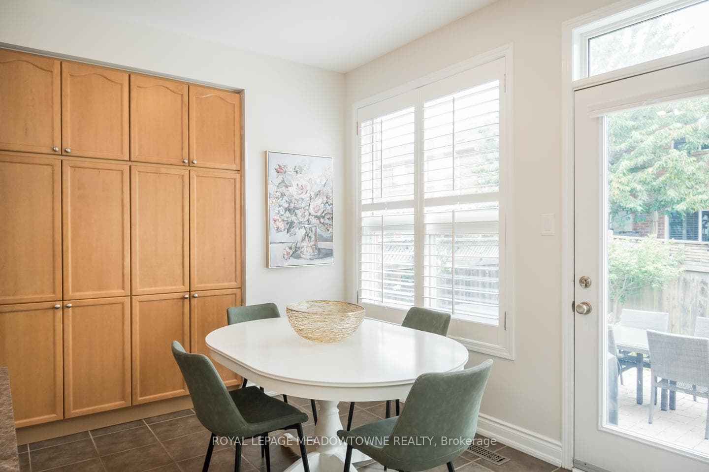 907 Vickerman Way photo 19