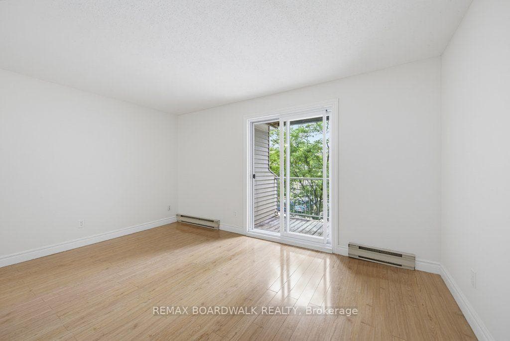 250 Brittany Drive Unit 207 photo 11
