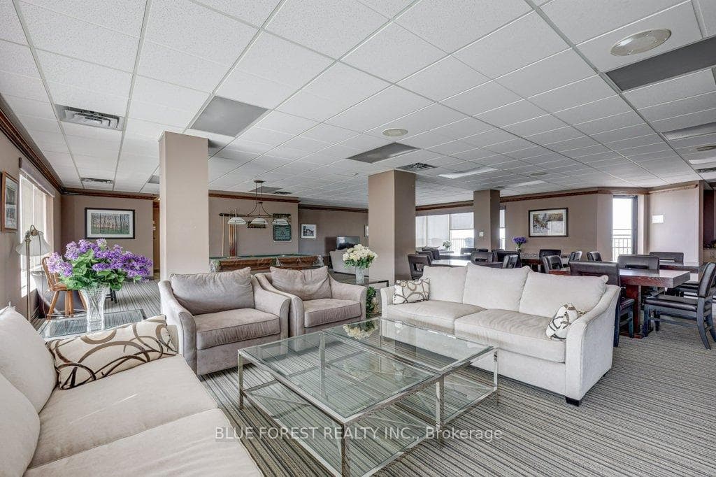 744 Wonderland Road Unit 707 photo 37