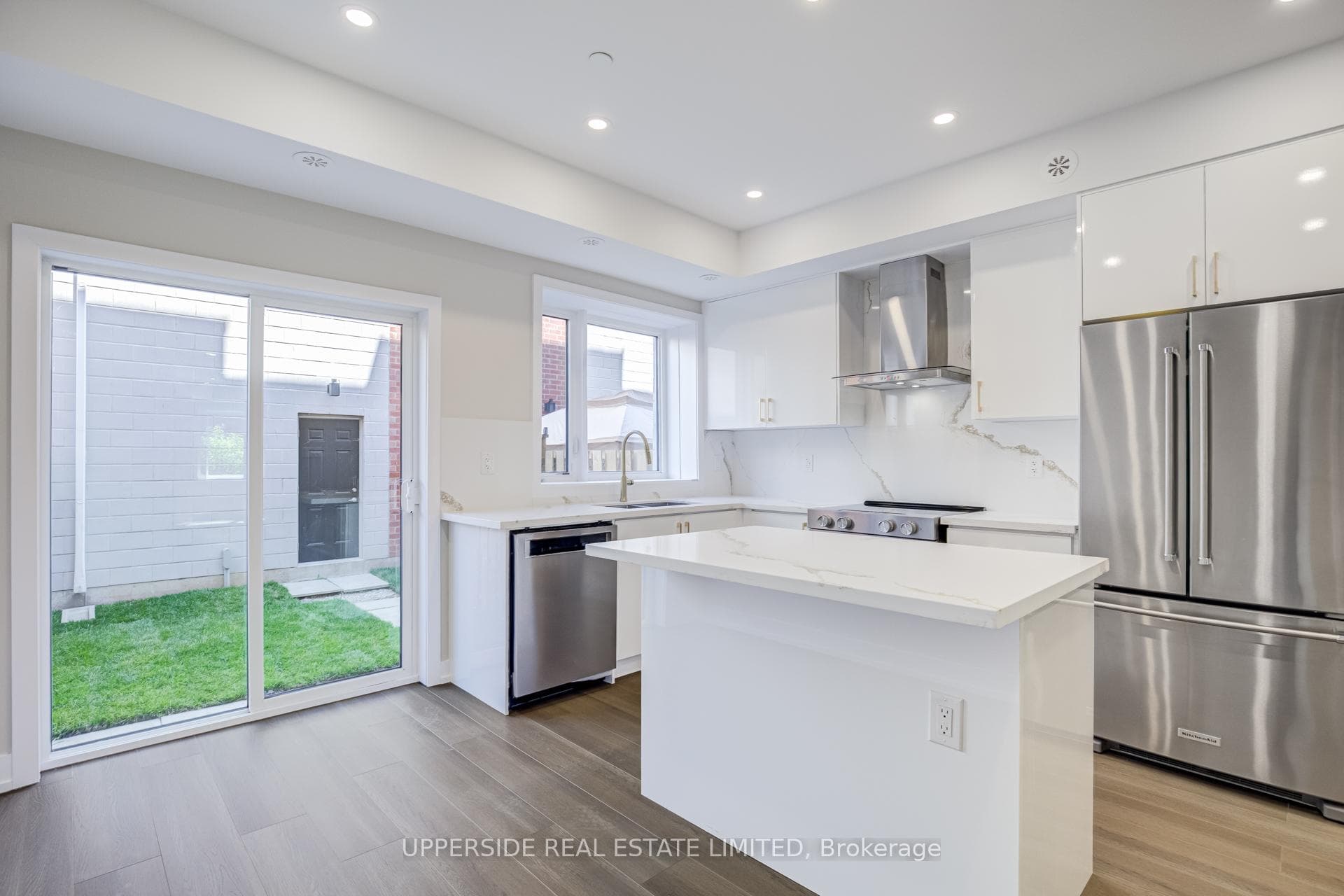 43 Frederick Tisdale Drive photo 10
