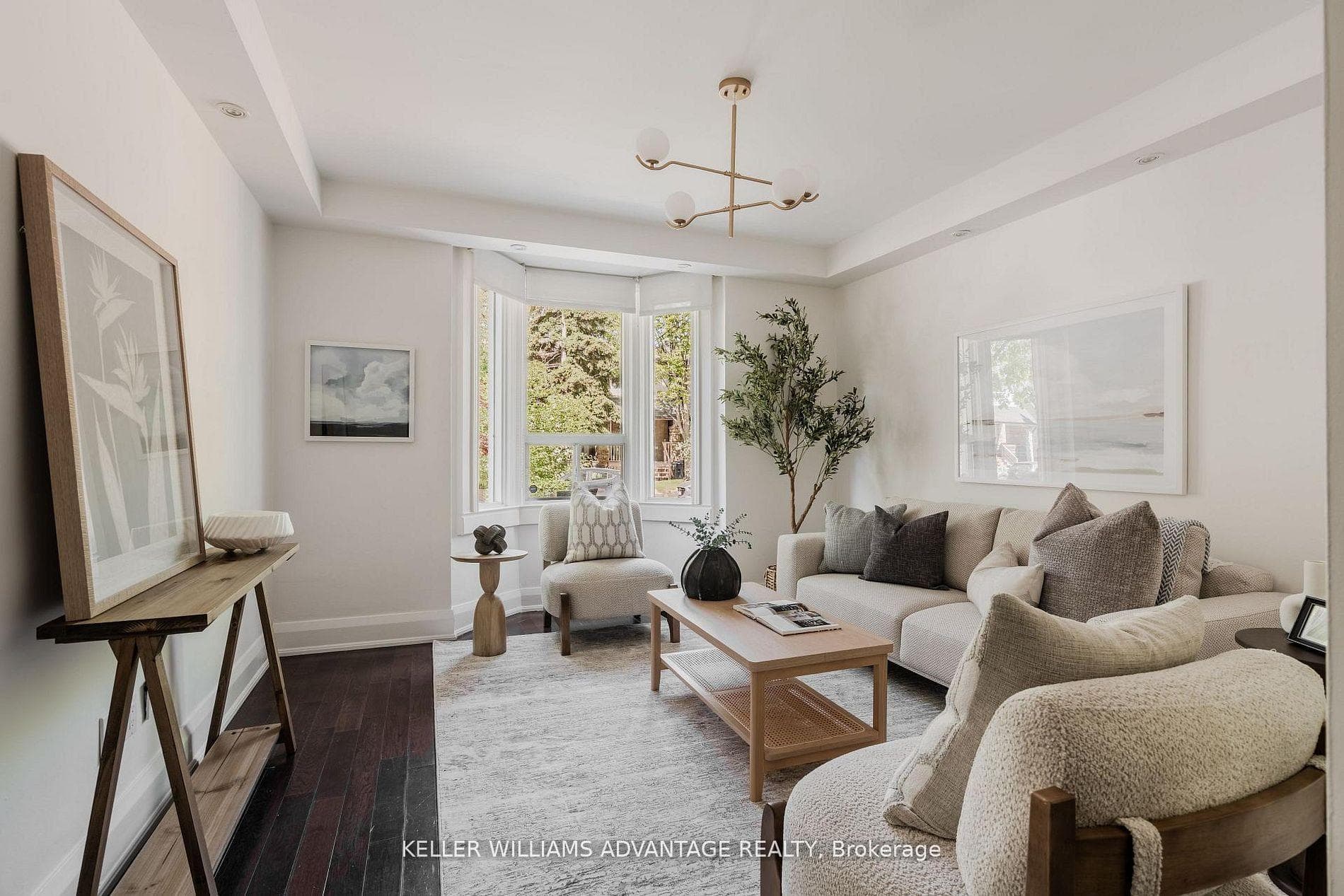 129 Woodfield Road photo 4