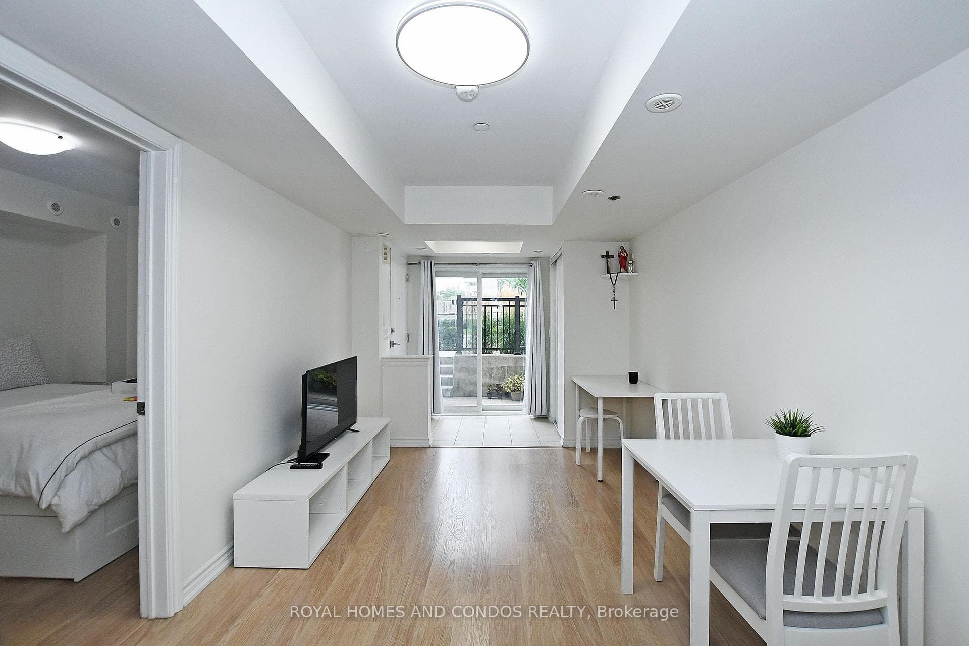 70 Eastwood Park Gardens Unit 23 photo 7