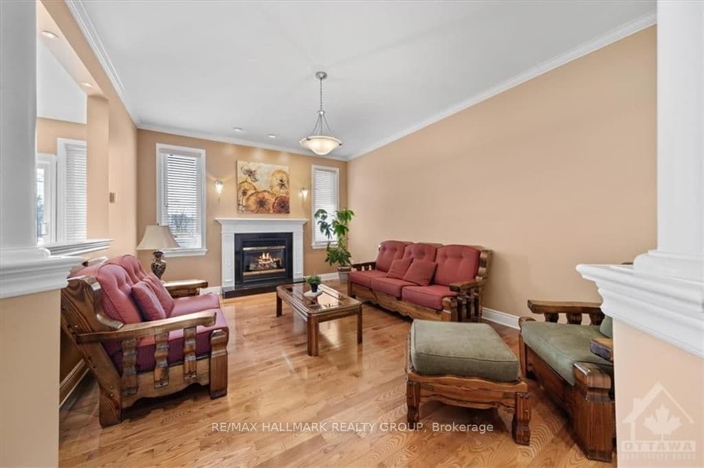 10 HARRIS Place photo 5