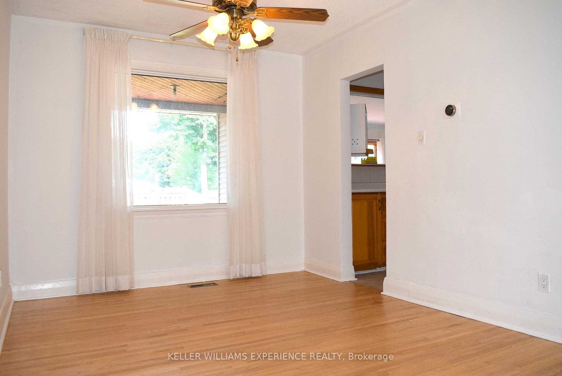 86 Strabane Avenue photo 10