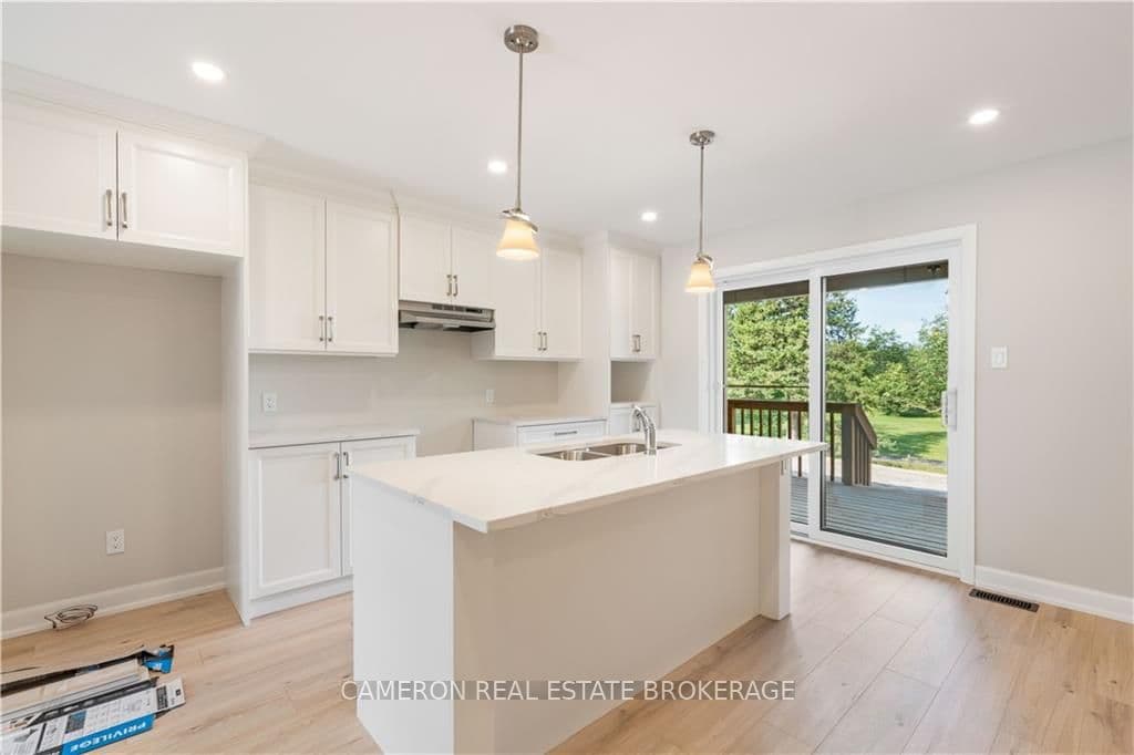 21 CLOVER Lane photo 6
