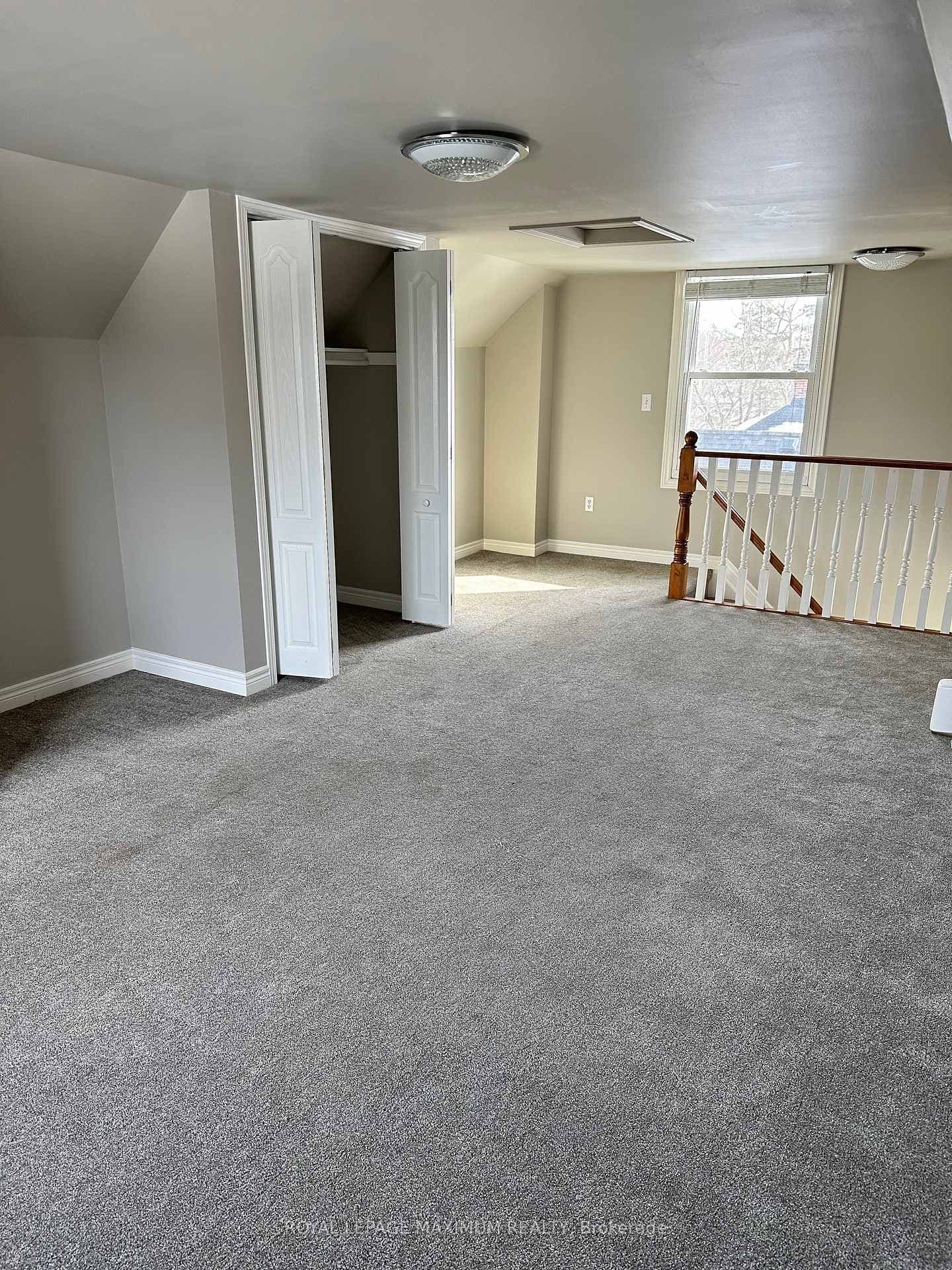 127 Innisfil Street Unit 1 photo 17