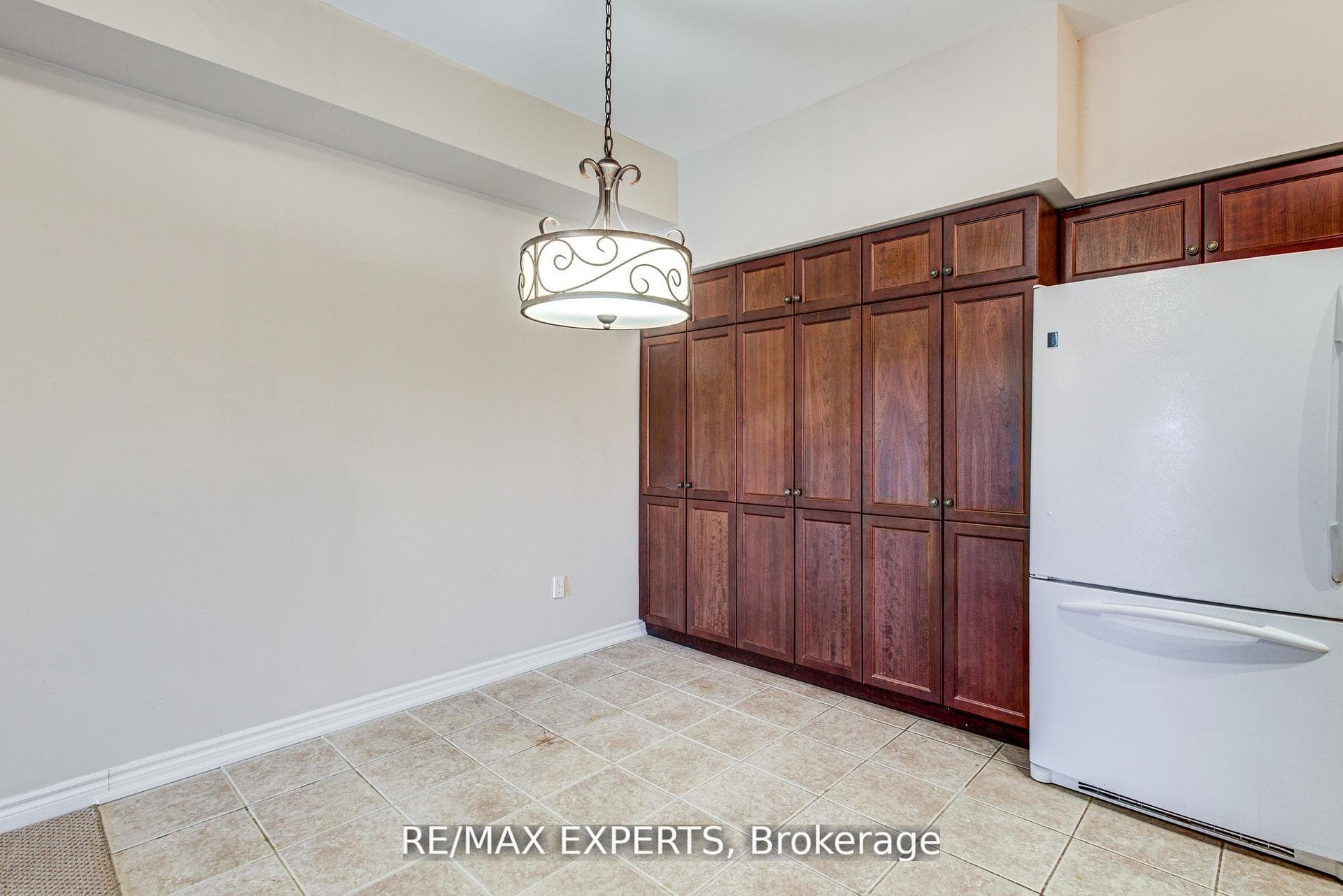 391 Plains Road Unit 102 photo 14