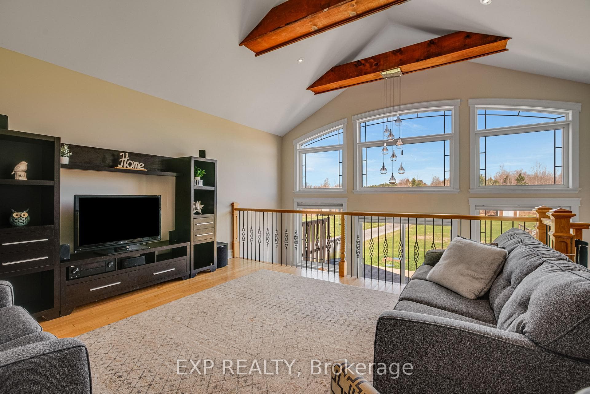 47 Beaver Lane photo 12