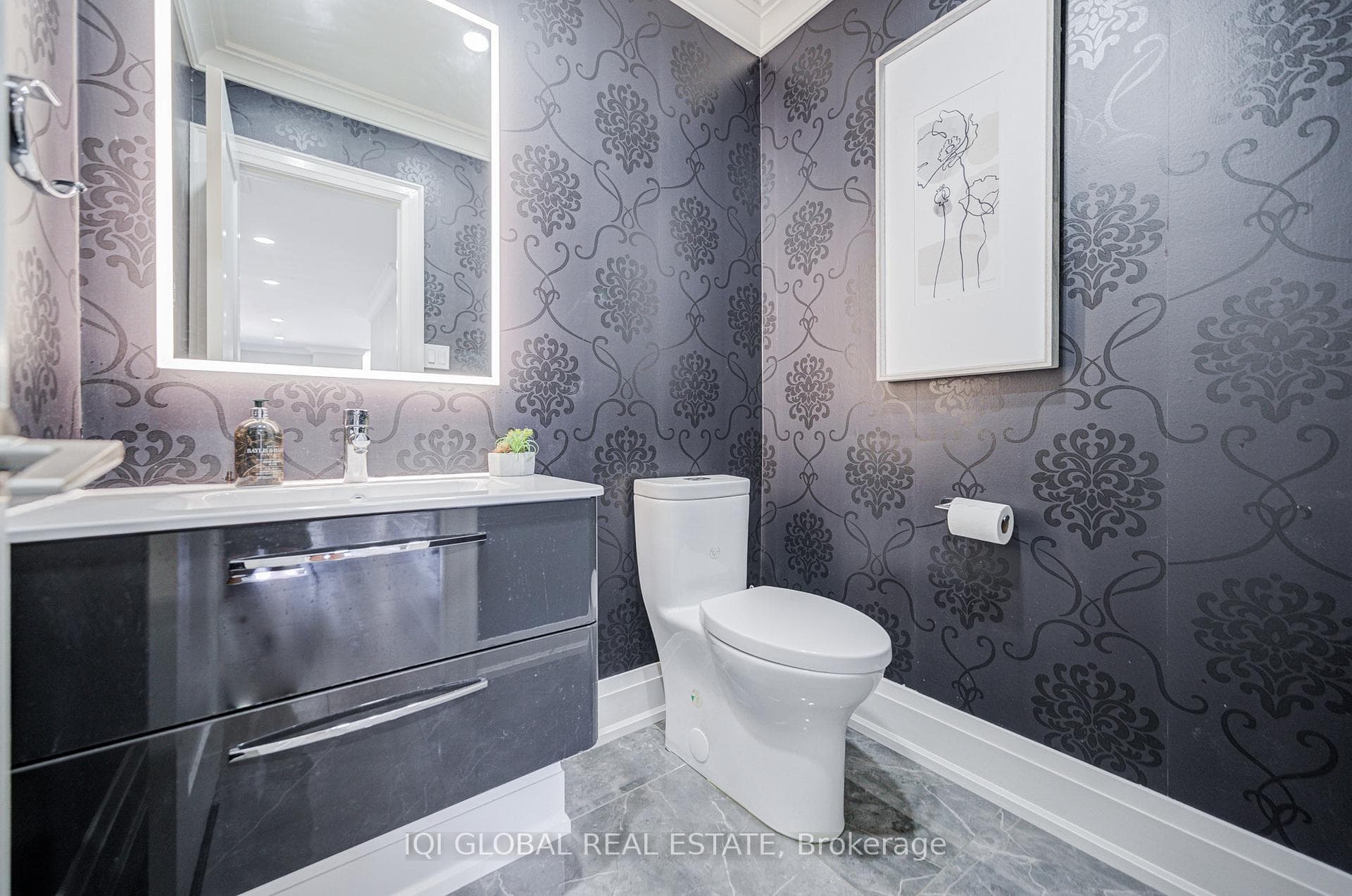 235 Belview Avenue photo 20