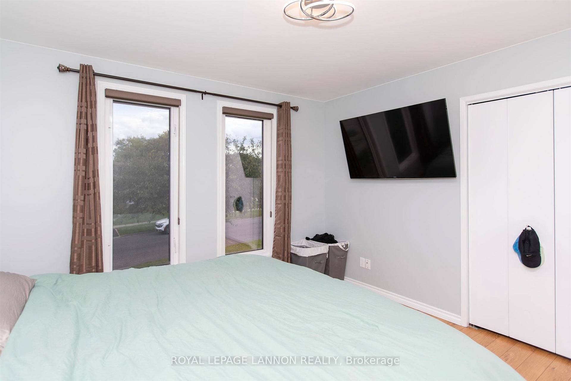 157 Iris Crescent photo 12