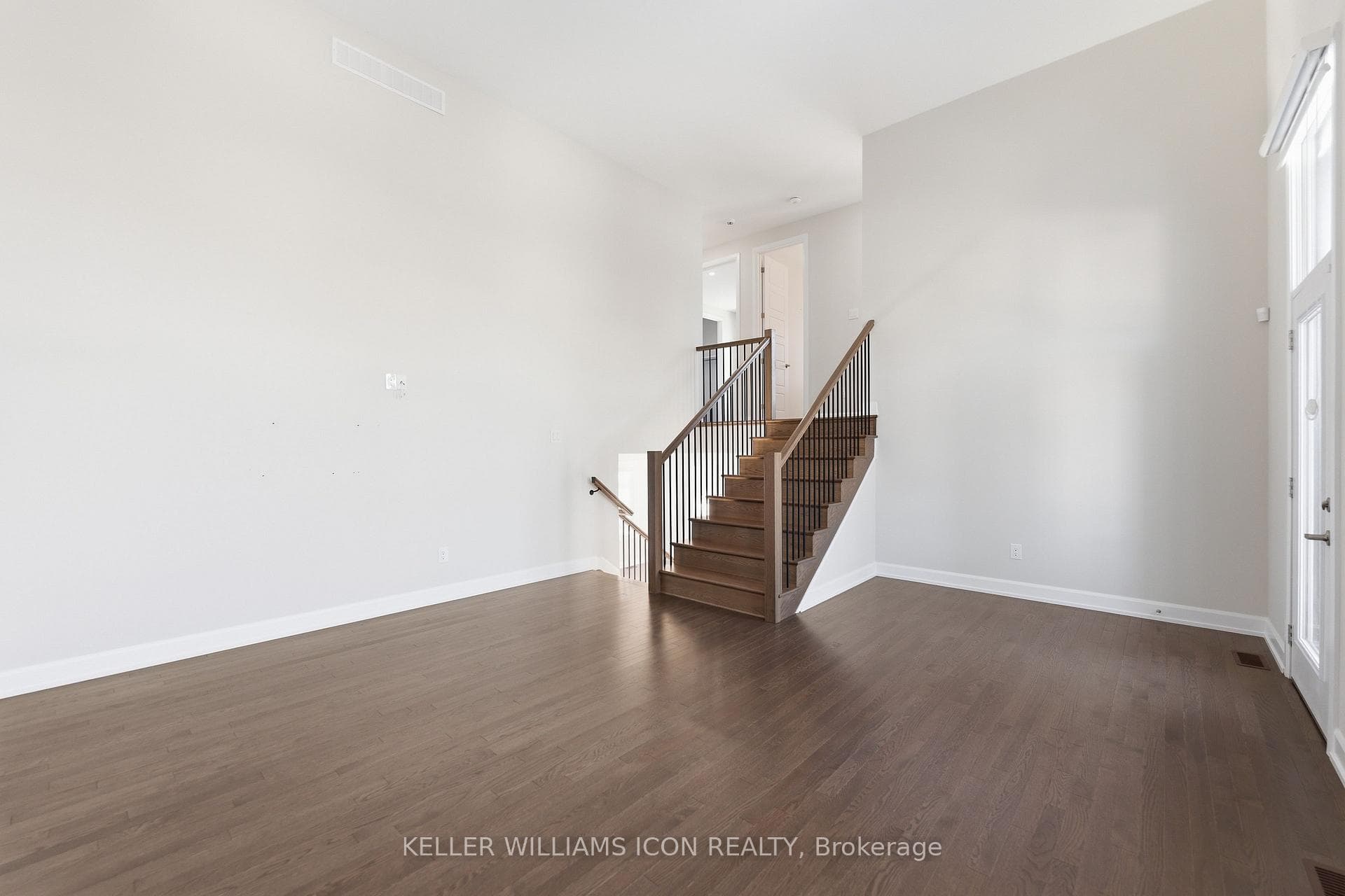 357 Peninsula Road photo 13