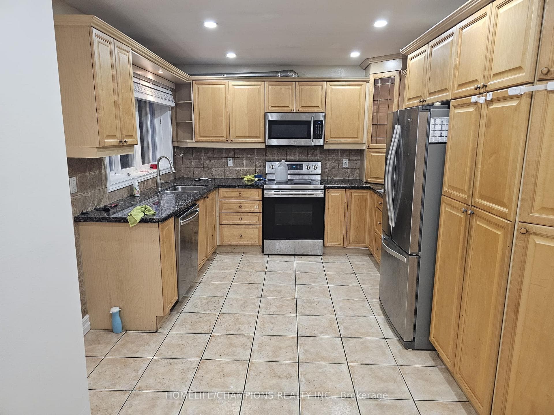 11 Rollo Drive photo 7