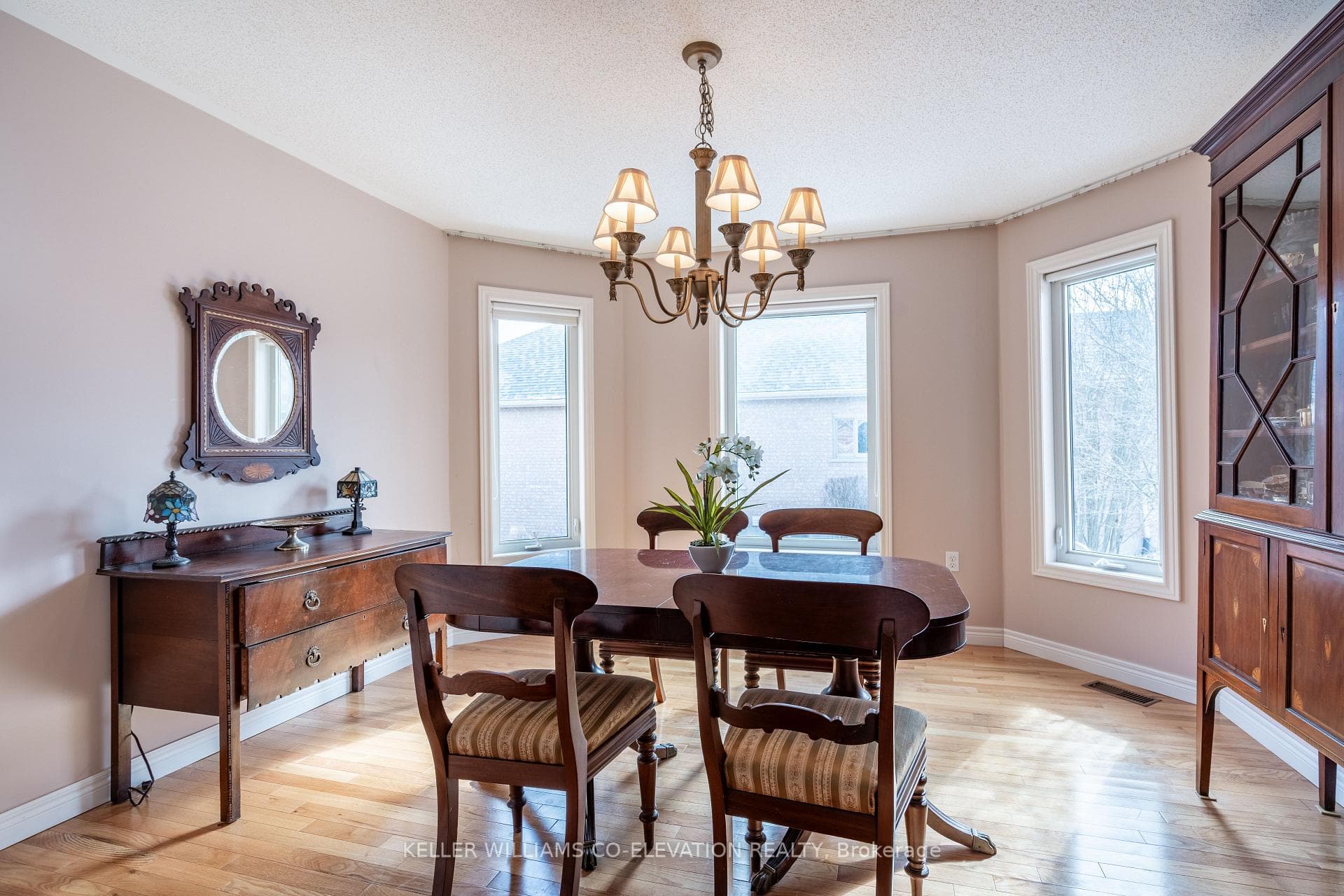 40 Elmridge Drive photo 6