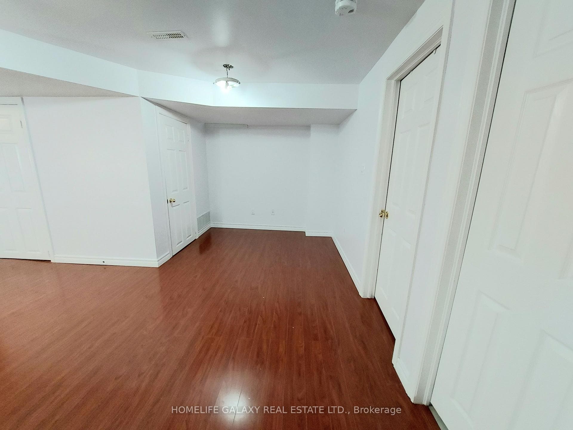 311 Elson Street Unit Bsmnt photo 2