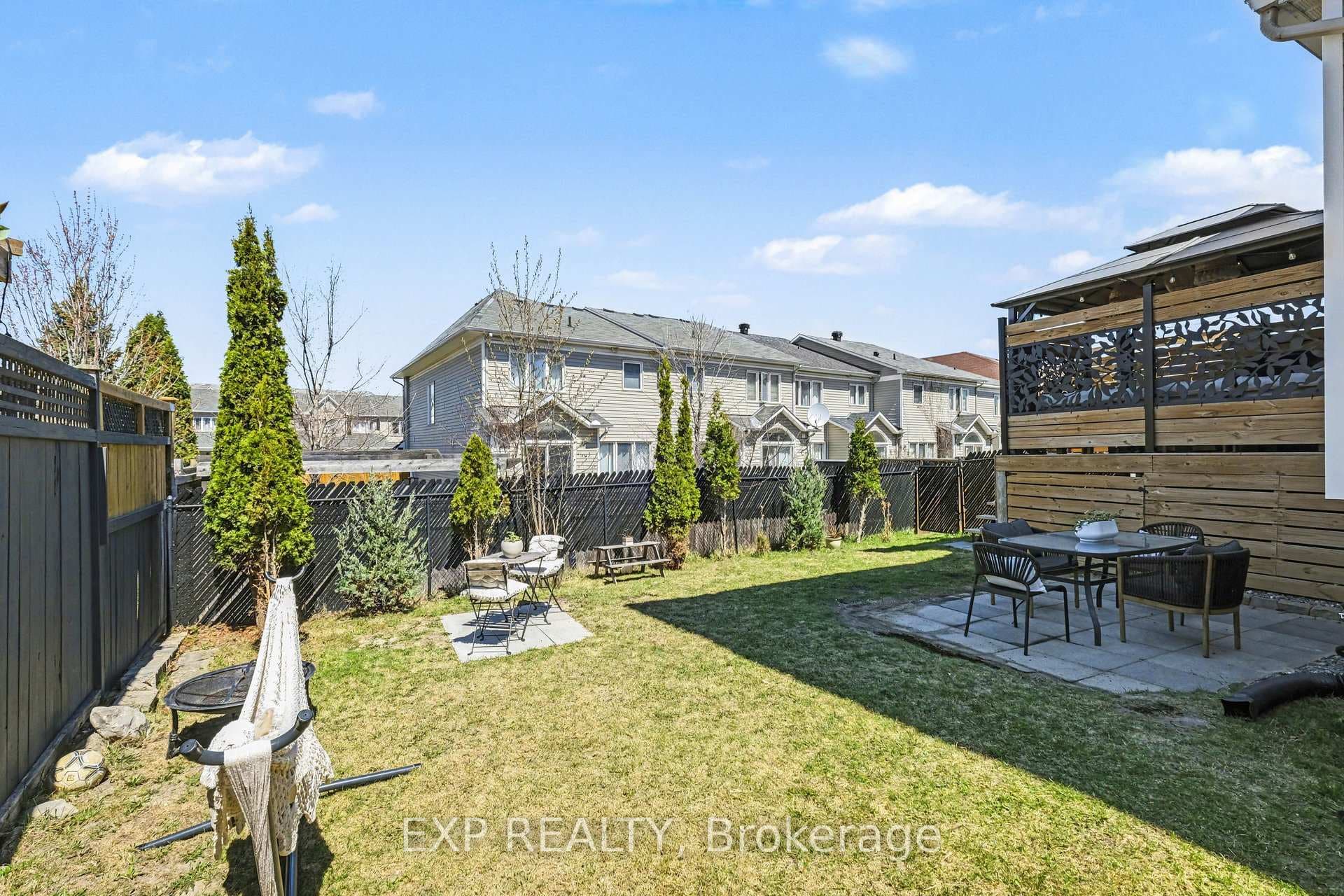 281 Sorento Street photo 28