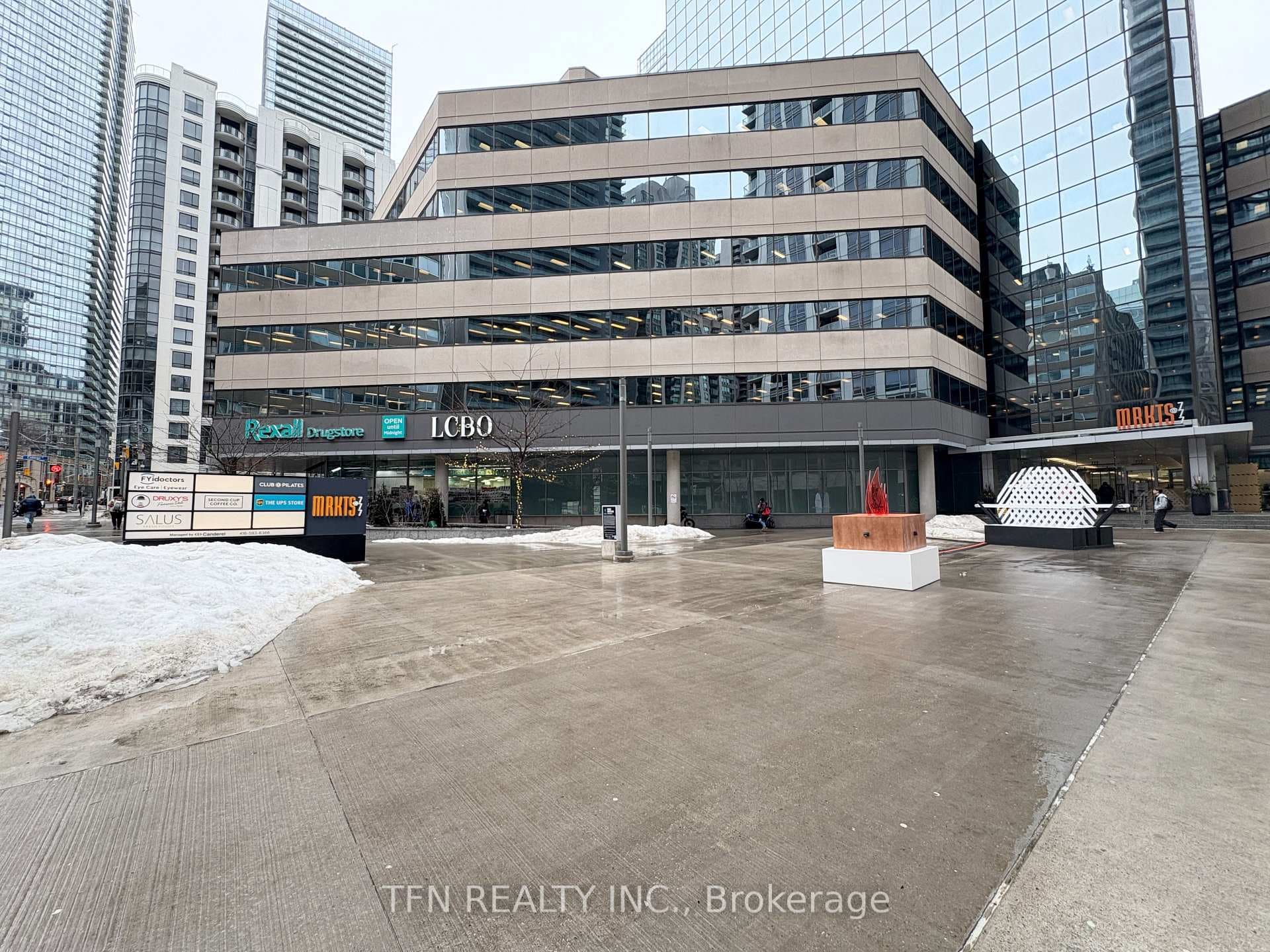 763 Bay Street Unit 3413 photo 46