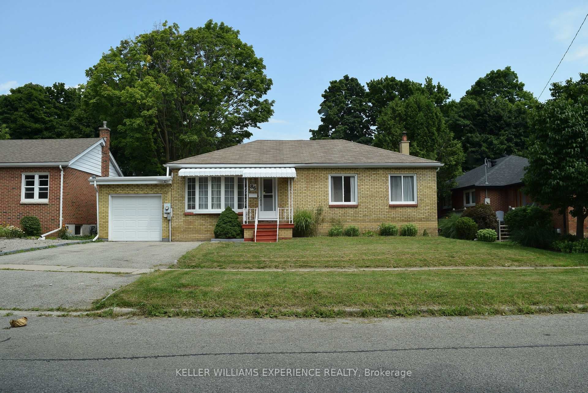 86 Strabane Avenue photo 1