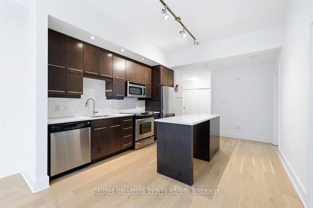 101 Richmond Road Unit 611 photo 10