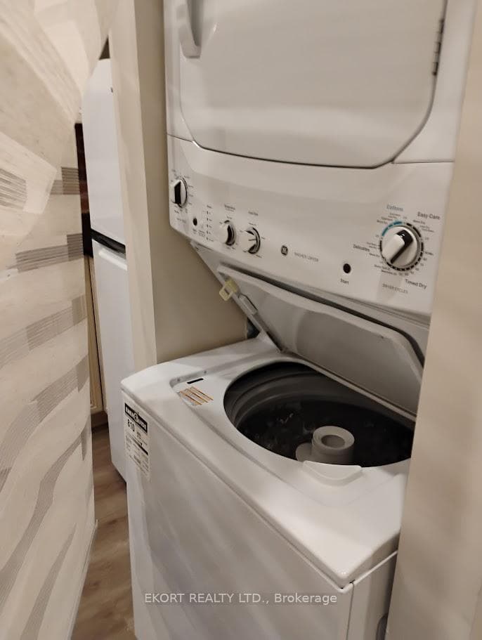 251 Front Street Unit 6 photo 5