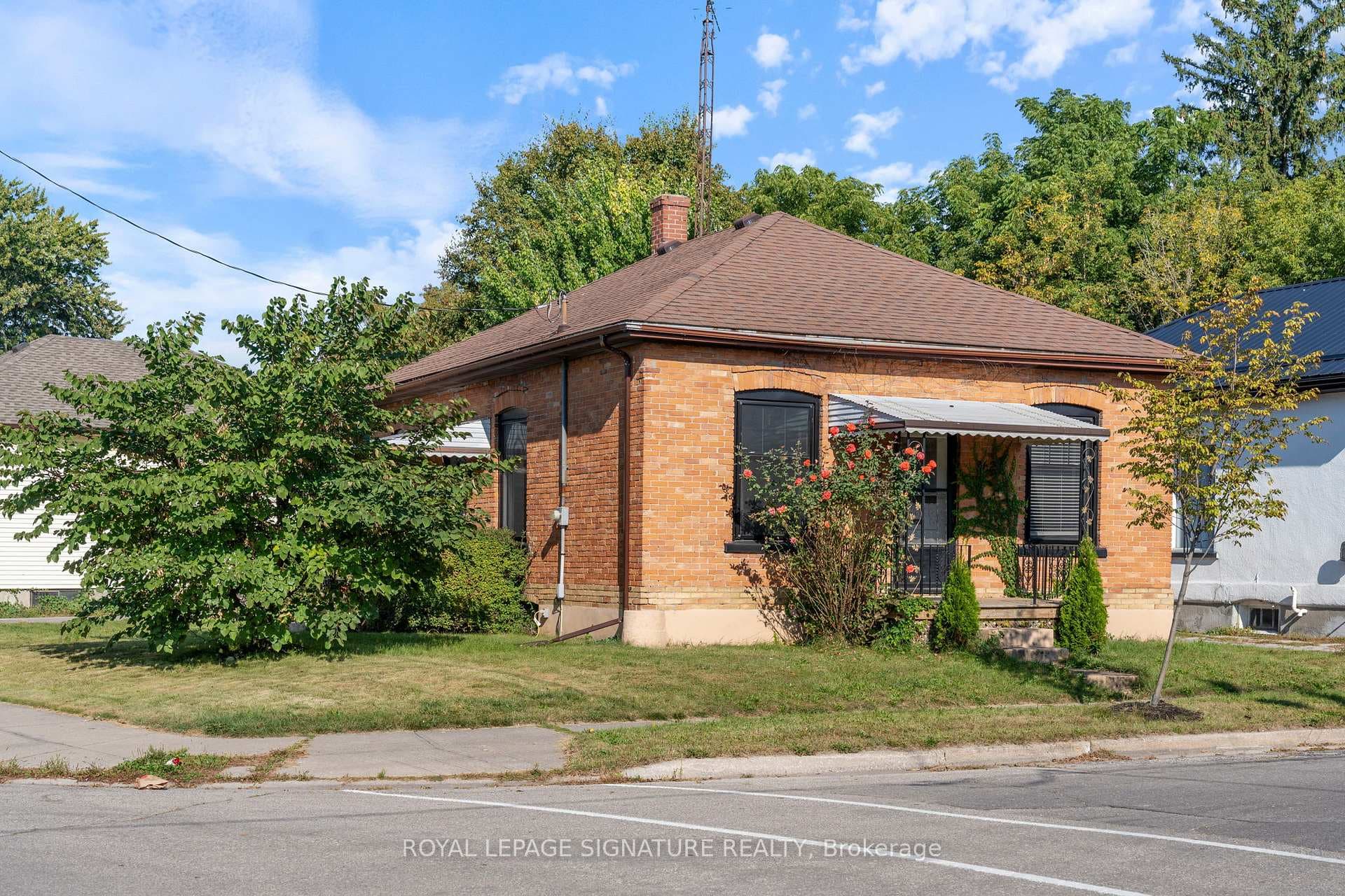 362 Colborne Street photo 1
