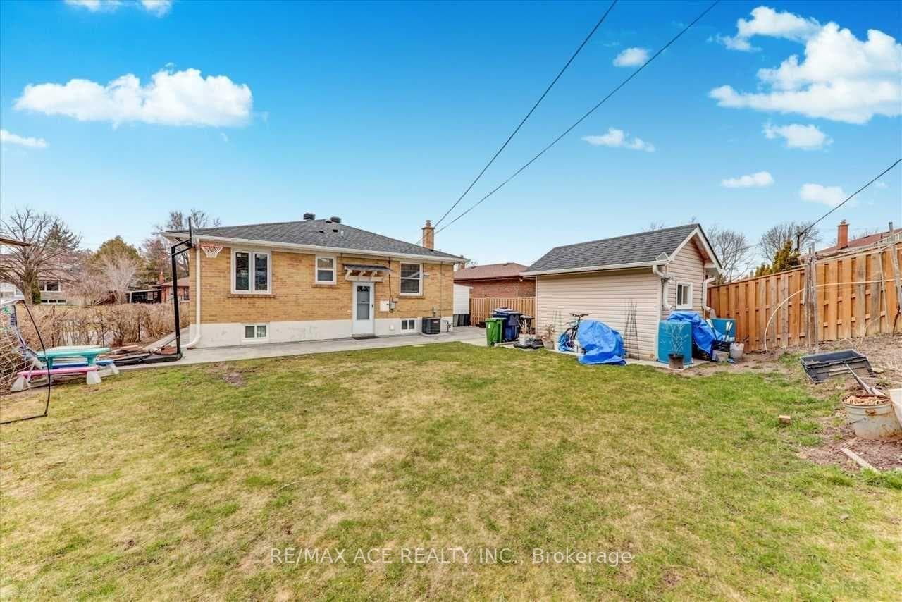 137 Janray Drive Unit Bsmt photo 11