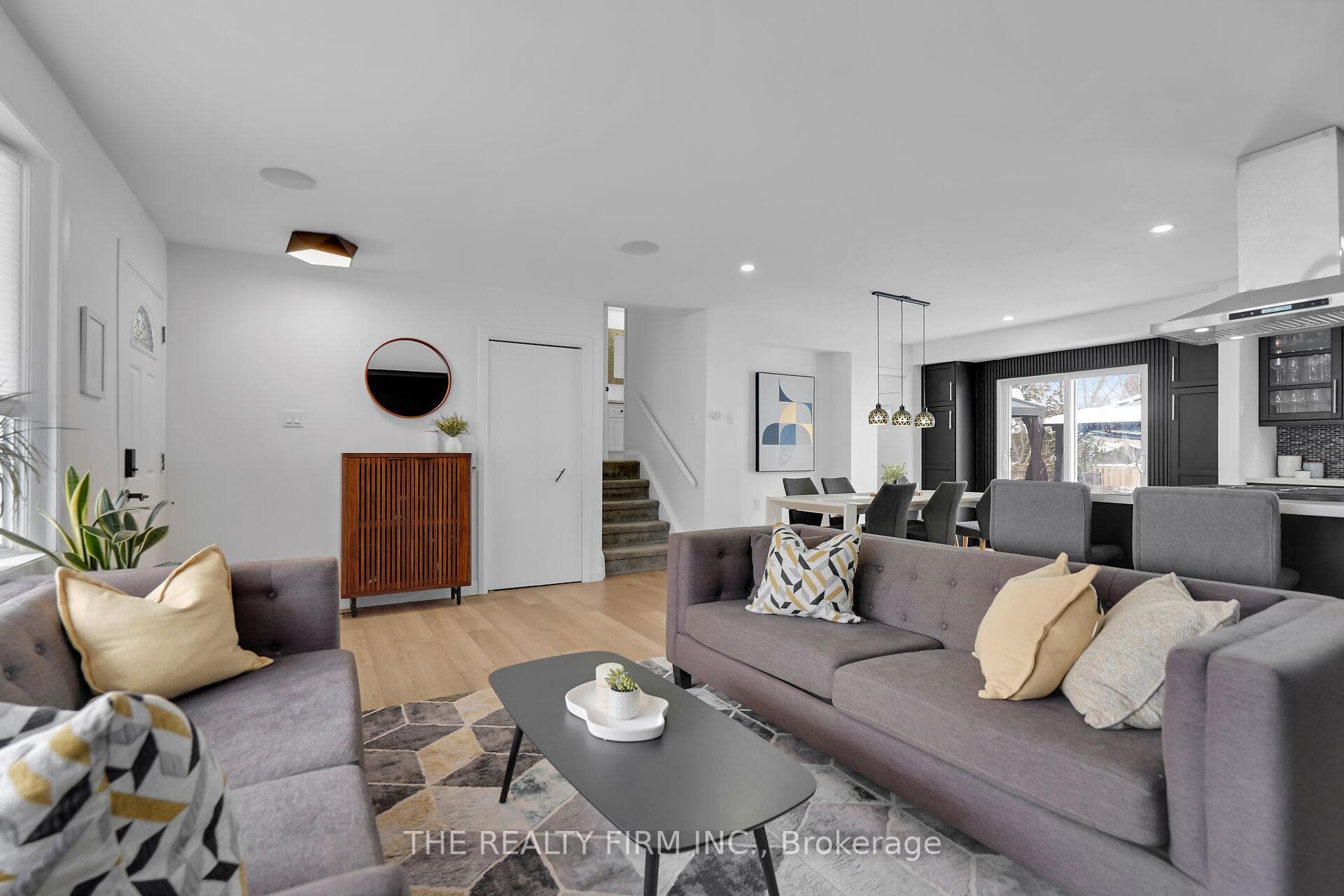276 Robin Road photo 7