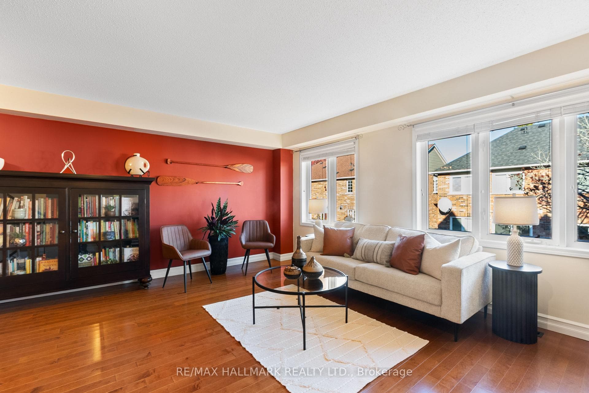 Large bright Open Living room hardwood floors