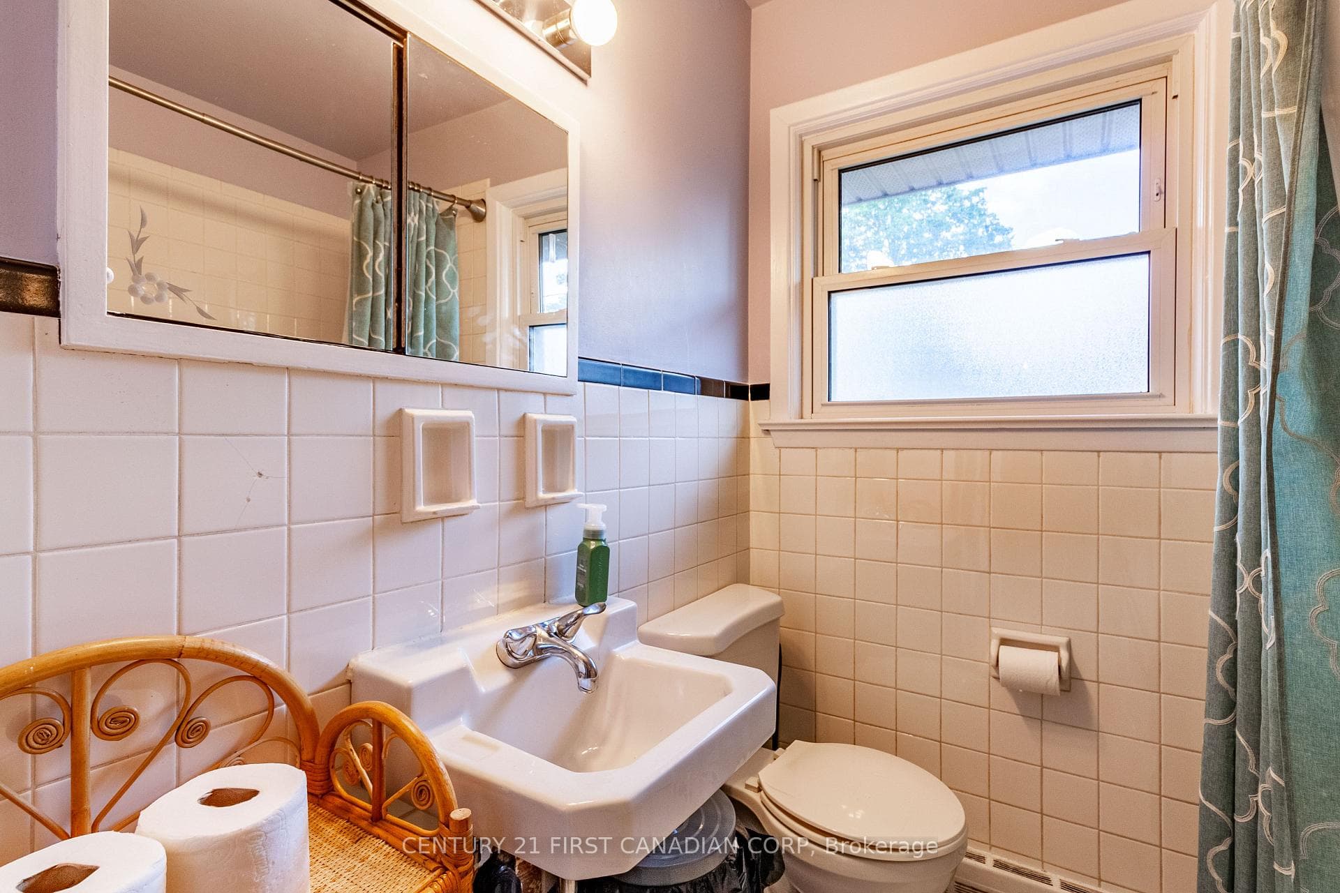 1721 Moffatt Avenue photo 35