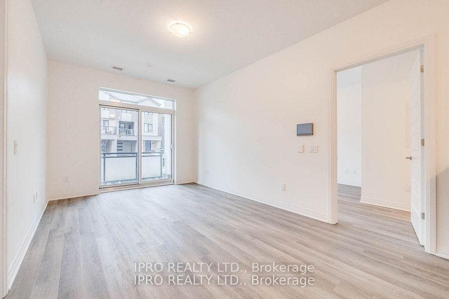 470 Gordon Krantz Avenue Unit 114 photo 9