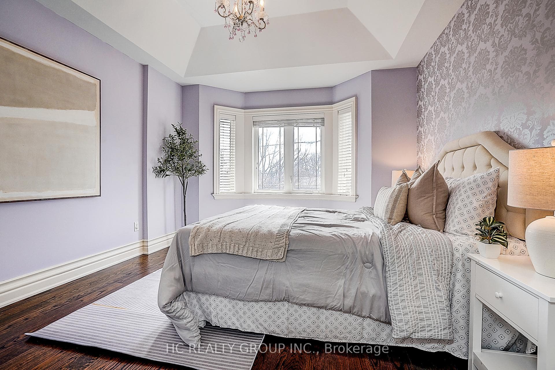 546 Melrose Avenue photo 30