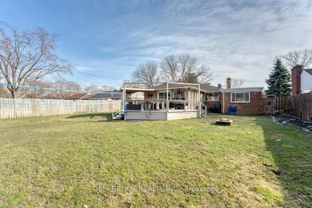 720 Cartier Drive photo 30
