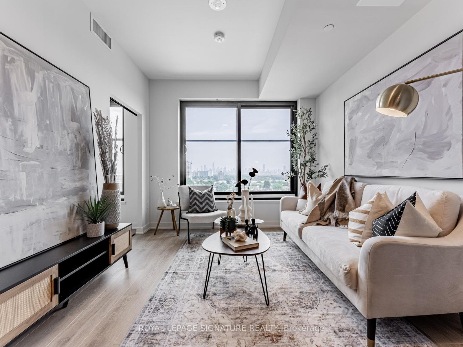 181 Sterling Road Unit 1120 photo 1