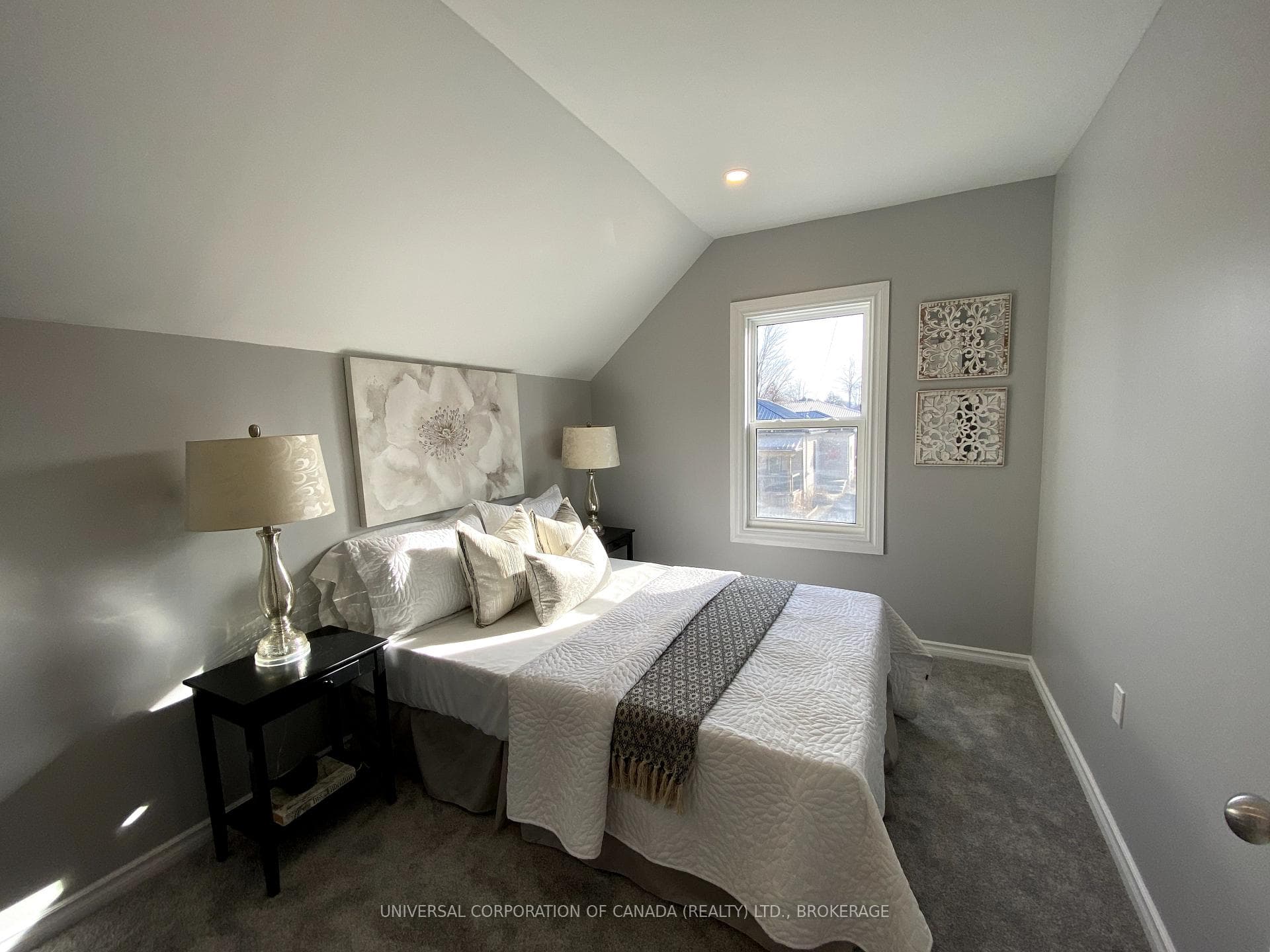 98 Flora Street photo 6