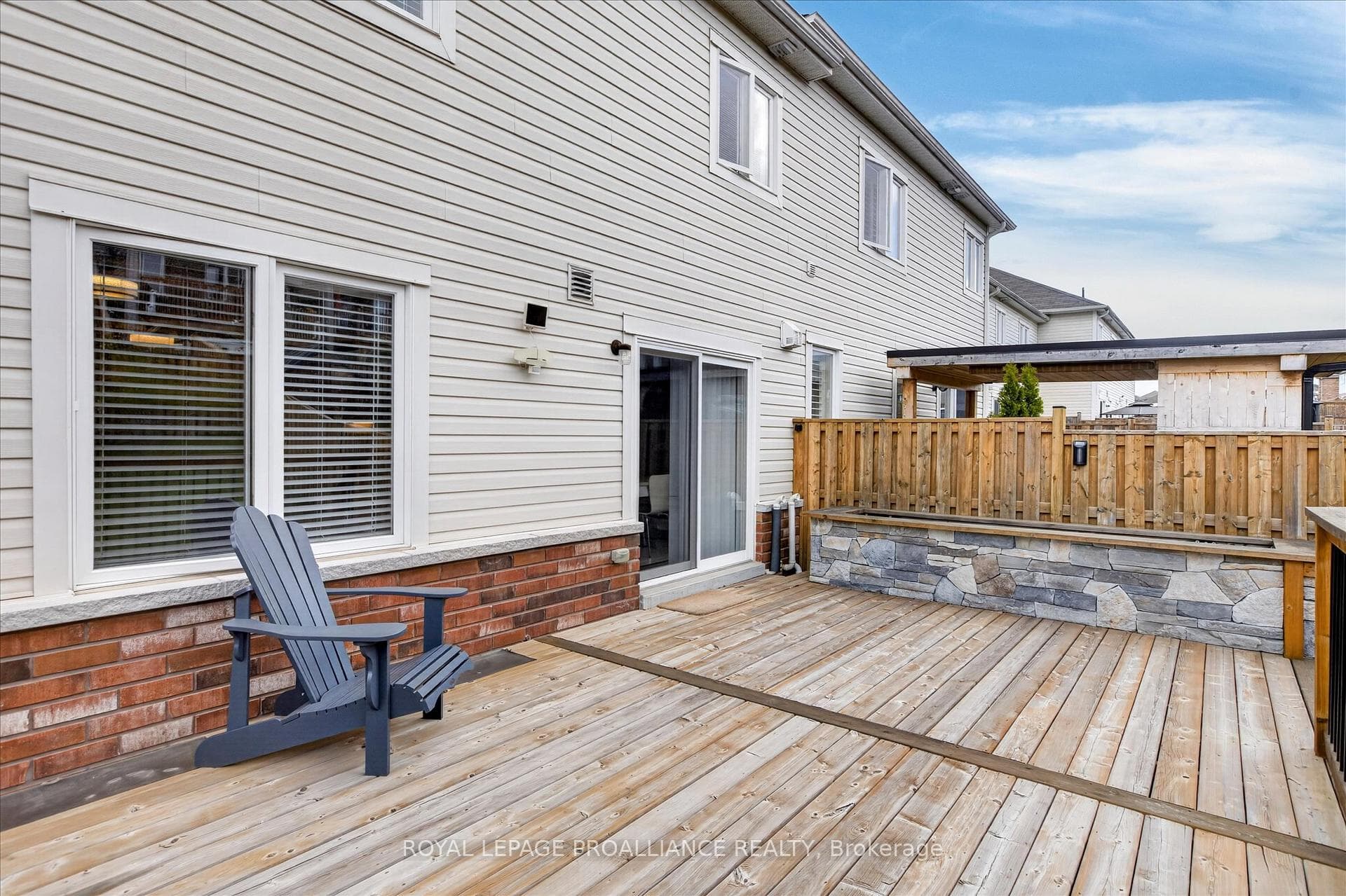 61 Briggs Grove photo 38