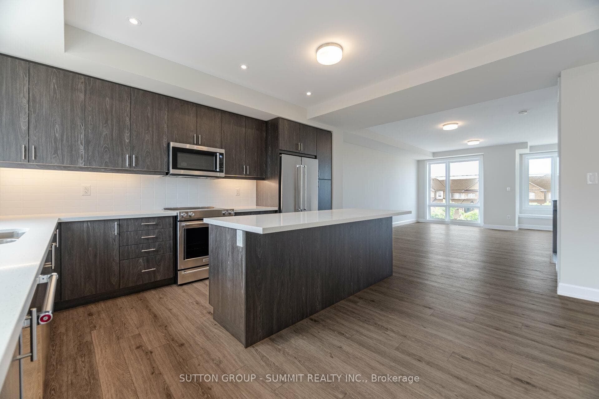 2273 TURNBERRY Road Unit 15 photo 9