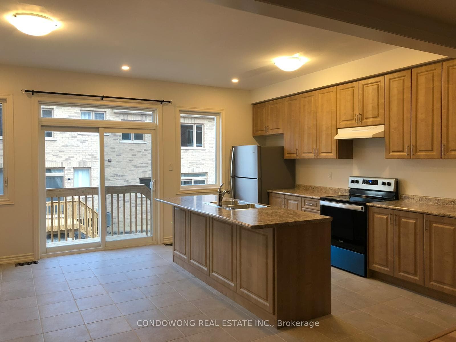 93 Markview Road photo 1