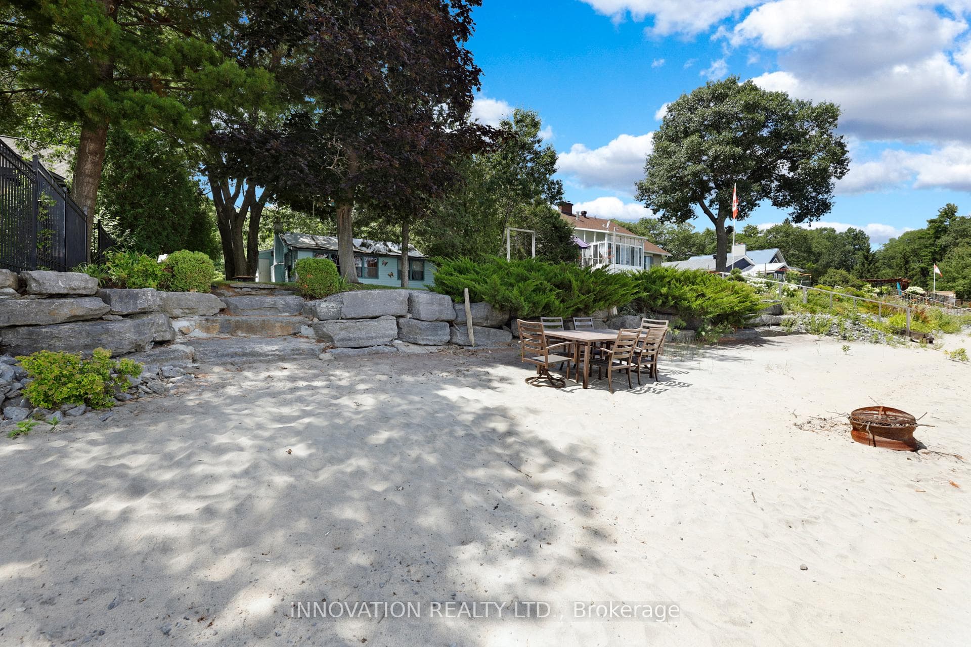 186 Bayview Drive photo 6