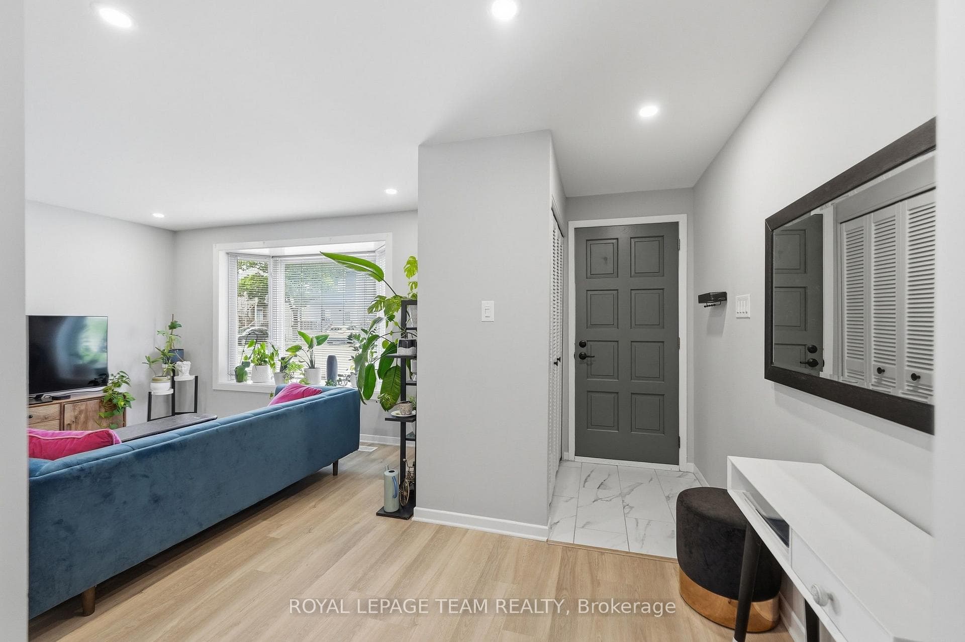 289 Montfort Street photo 8