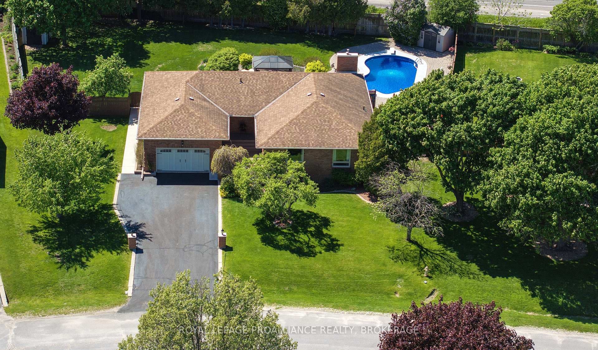 Over 4,000 sq ft of Wow!