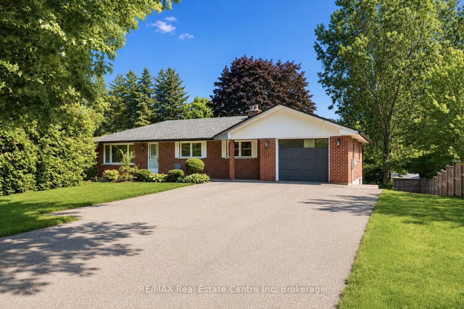 7459 Boyce Drive photo 1