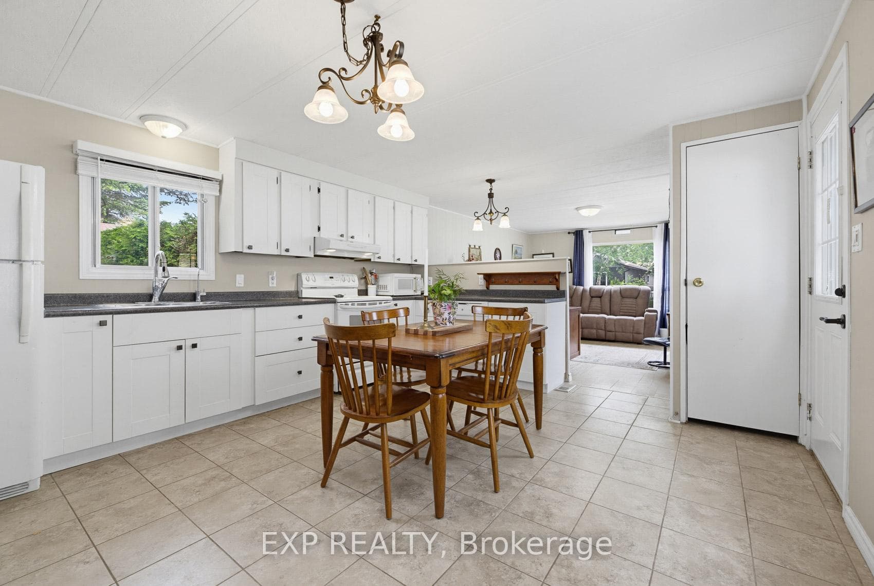 23 Heather Avenue photo 7